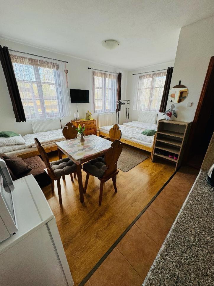 Apartmany Srub Jenisov Horní Planá Eksteriør bilde